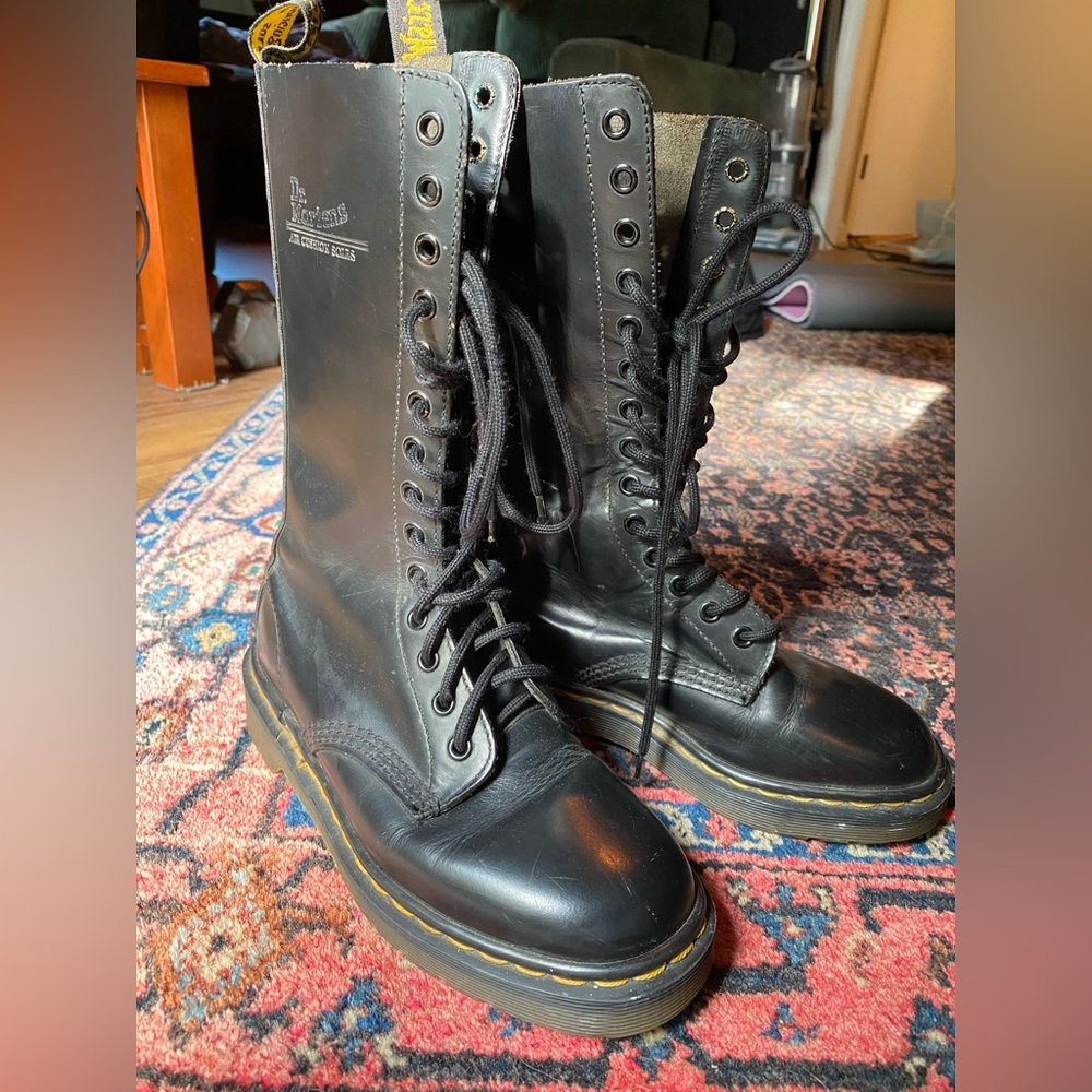 Original Dr. Martens Made in England 14-hole Black High-Top combat Boots